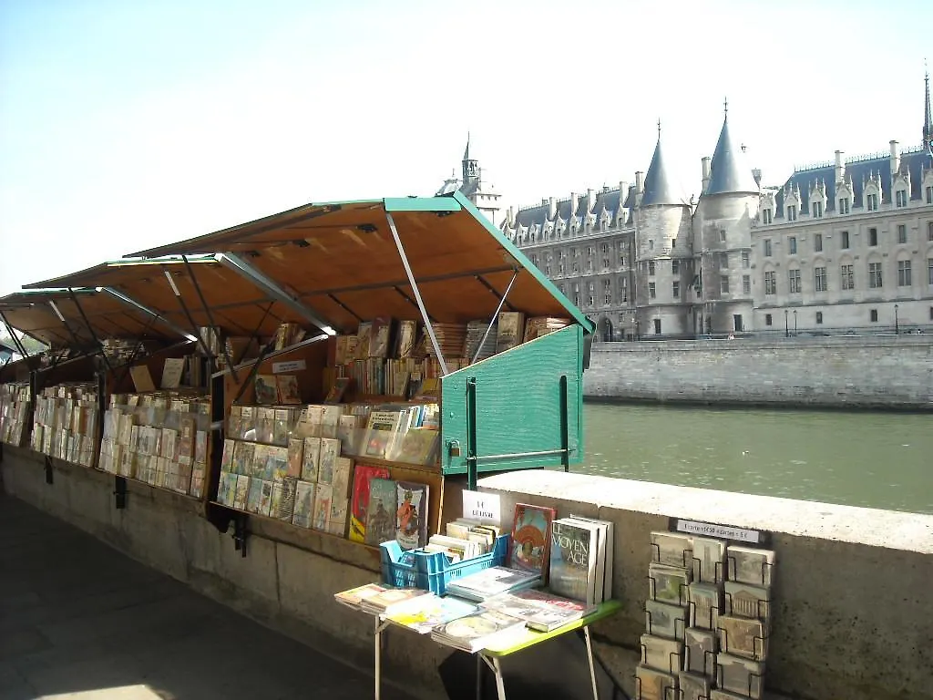 Le Voyage En Isle Apartment Paris
